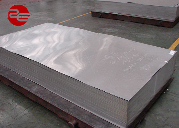 A chapa metálica galvanizada laminada a alta temperatura 4x8, cores de Ral galvanizou o rolo de aço